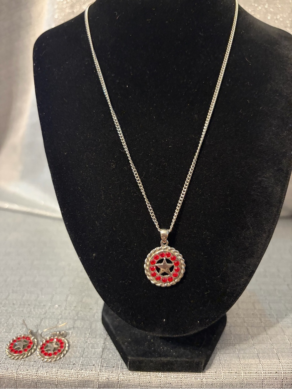 Silver-Tone Necklace with Red Accent Star Pendant with Matching Earrings